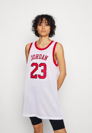 Спортивное платье