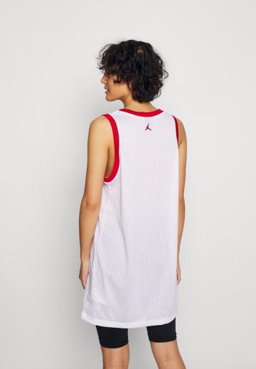 Спортивное платье