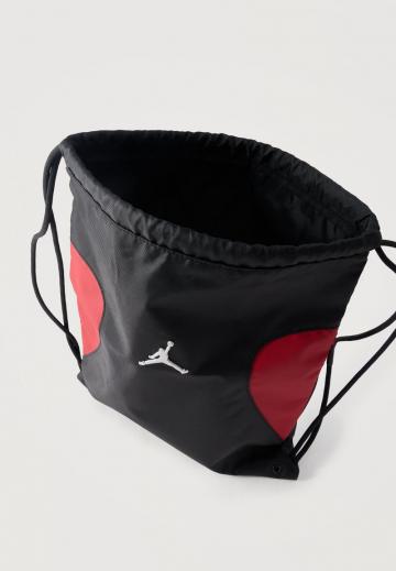 Спортивная сумка