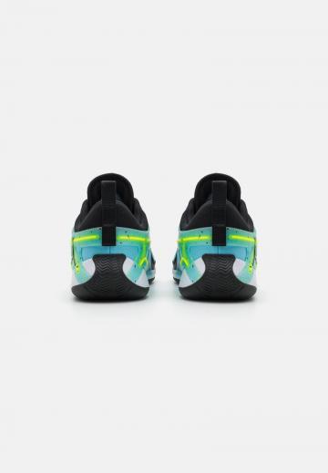 Баскетбольные кроссовки