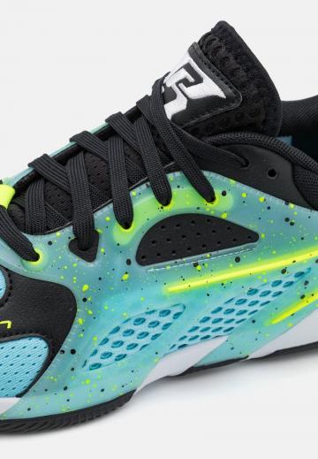 Баскетбольные кроссовки