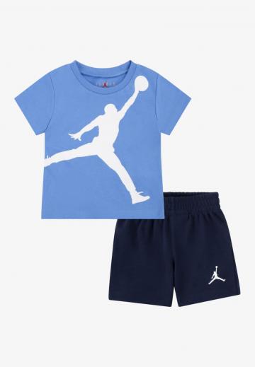 Спортивные шорты