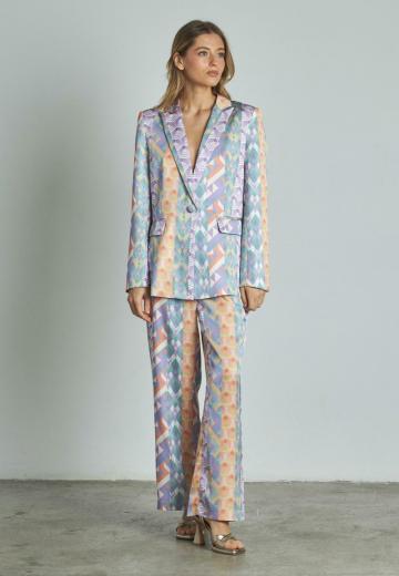 Короткое пальто