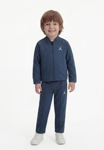 Набор одежды