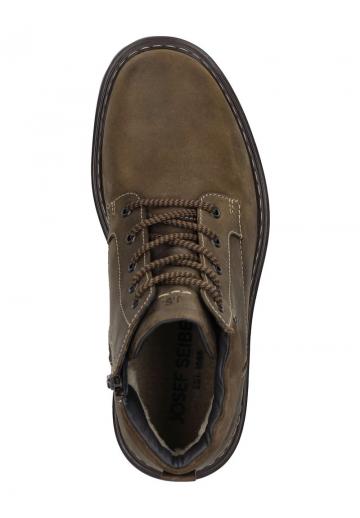 Ботинки на шнуровке