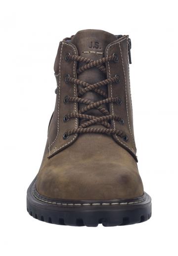 Ботинки на шнуровке