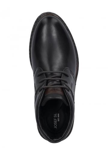 Ботинки на шнуровке