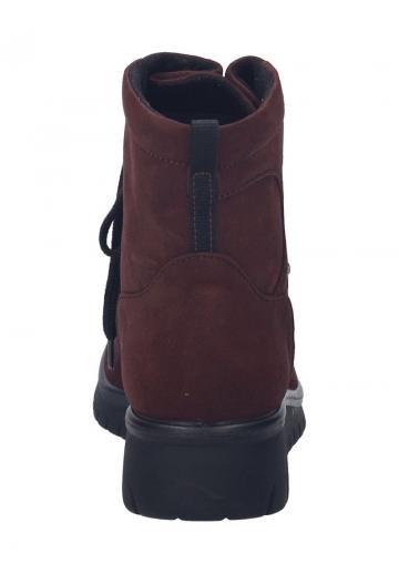 Сапожки на танкетке