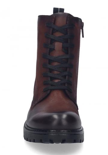 Ботинки на шнуровке