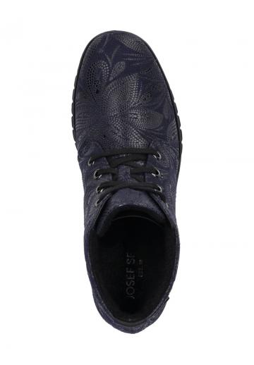 Сапожки на танкетке