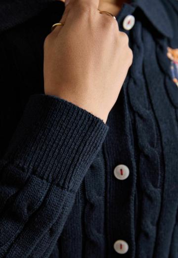 Вязаная кофта