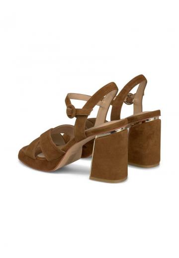 Босоножки на платформе