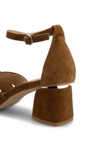 Босоножки на платформе