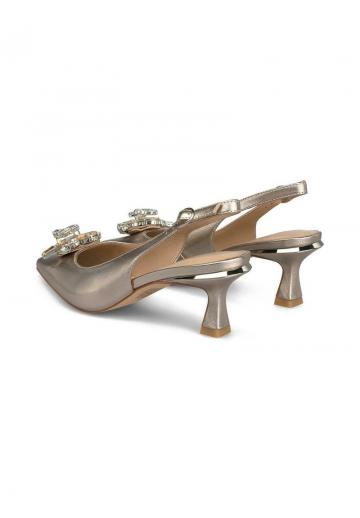 Туфли на высоком каблуке