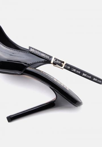 Туфли на высоком каблуке