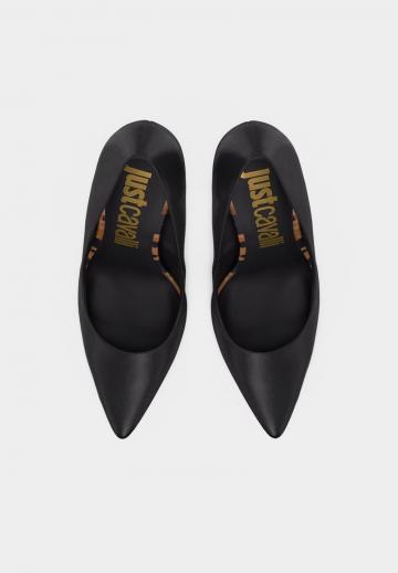 Туфли на высоком каблуке