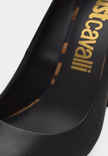 Туфли на высоком каблуке