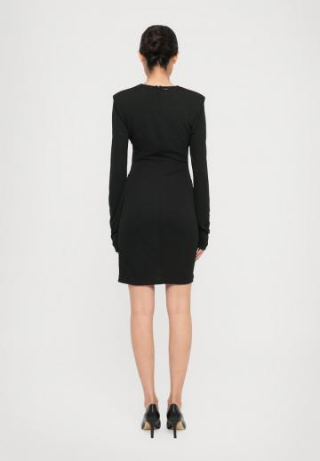 Короткое платье