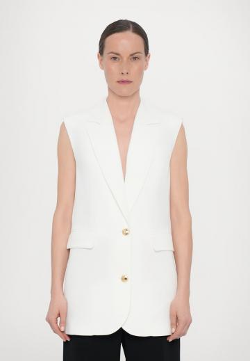 Длинный жилет