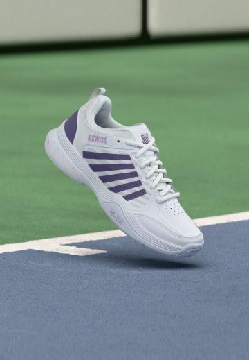 Теннисные кроссовки