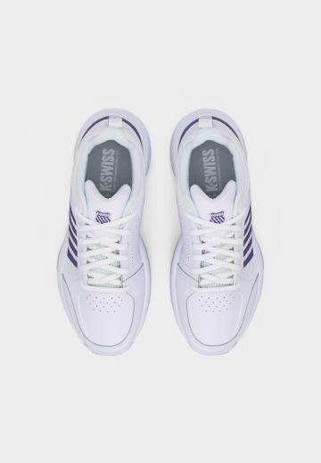 Теннисные кроссовки