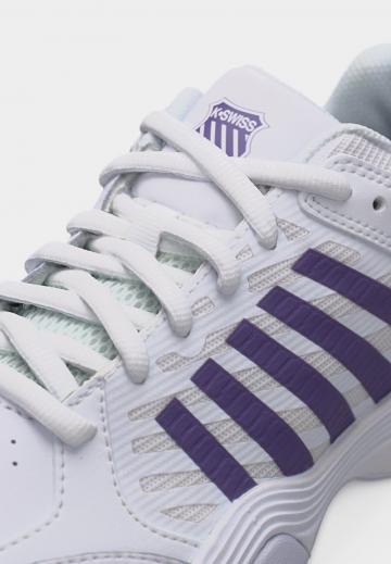 Теннисные кроссовки