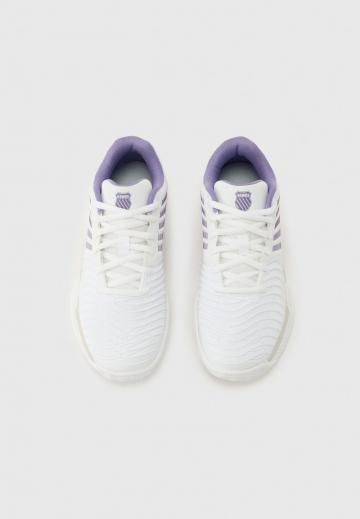 Теннисные кроссовки