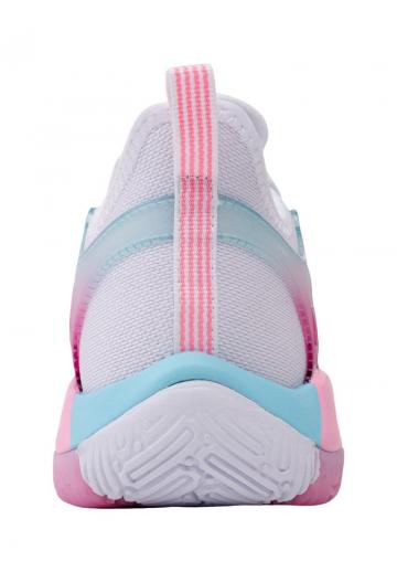 Теннисные кроссовки