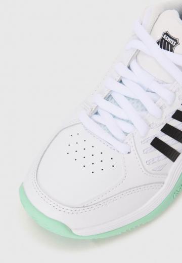 Теннисные кроссовки