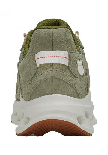 Теннисные кроссовки