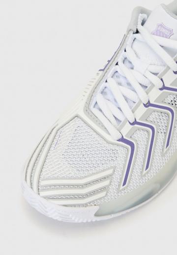 Теннисные кроссовки