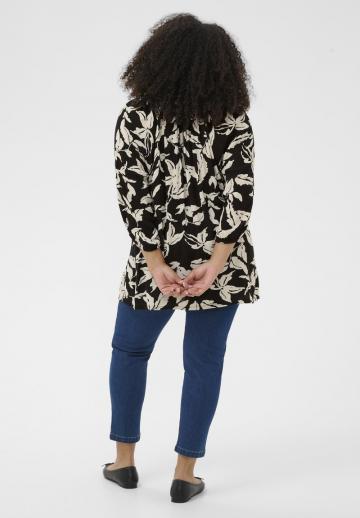 Длинная блузка