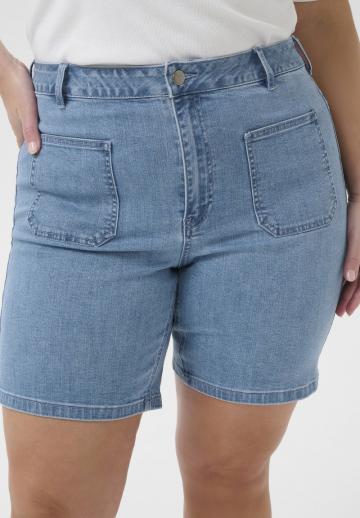 Джинсовые шорты