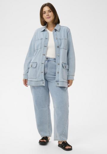 Короткое пальто