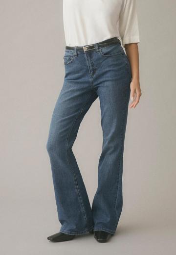 Клешеные брюки