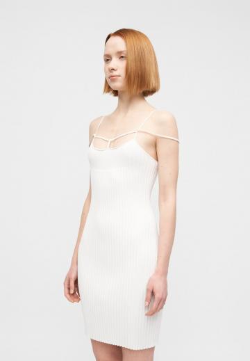 Короткое платье