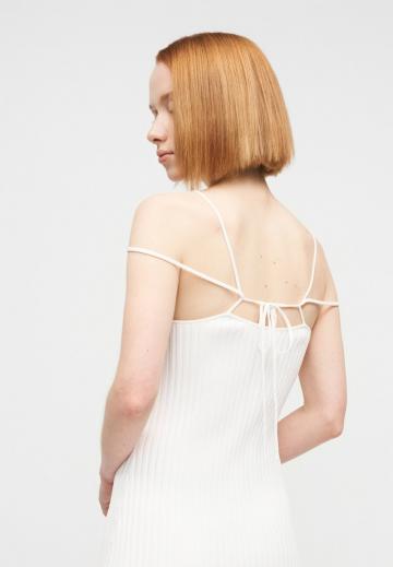 Короткое платье