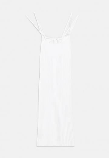 Короткое платье