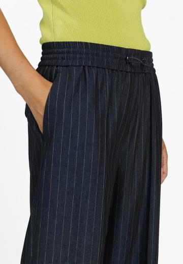 Прямые брюки