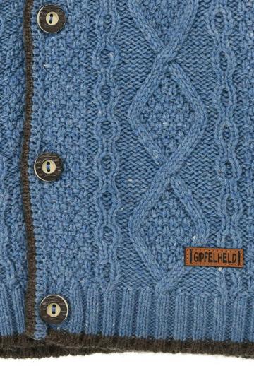 Вязаная кофта