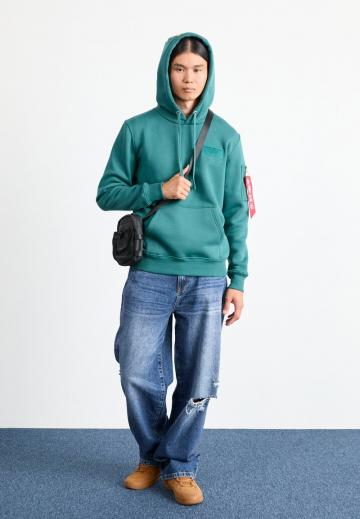 Пуловер с капюшоном