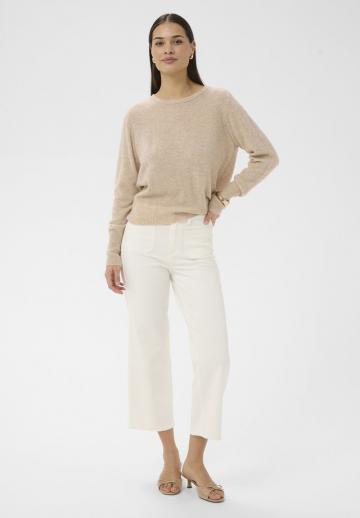 Короткие джинсы