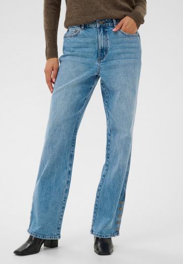 Свободные джинсы