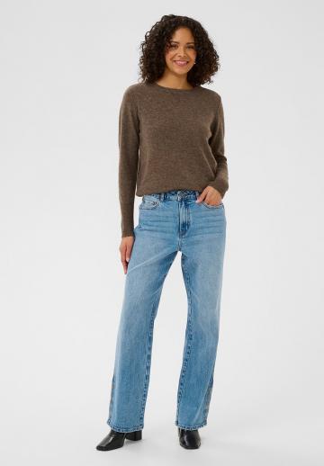 Свободные джинсы