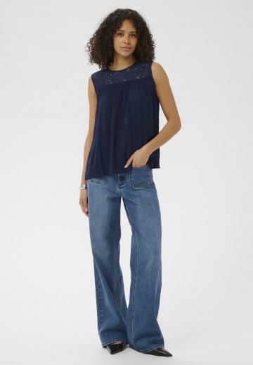 Кружевная блузка