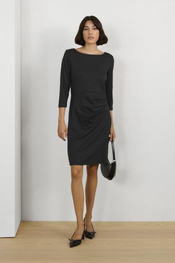 Платье футляр