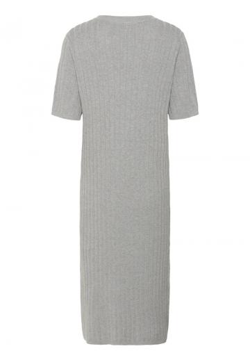 Вязаное платье