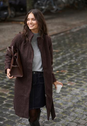 Шерстяное пальто