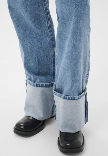 Свободные джинсы