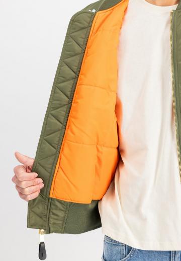 Куртка бомбер